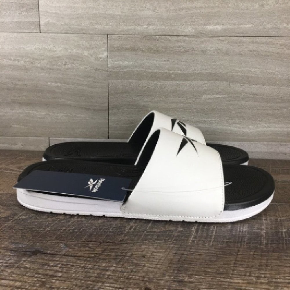 NWT Reebok Women’s Condition Slide Sandal
